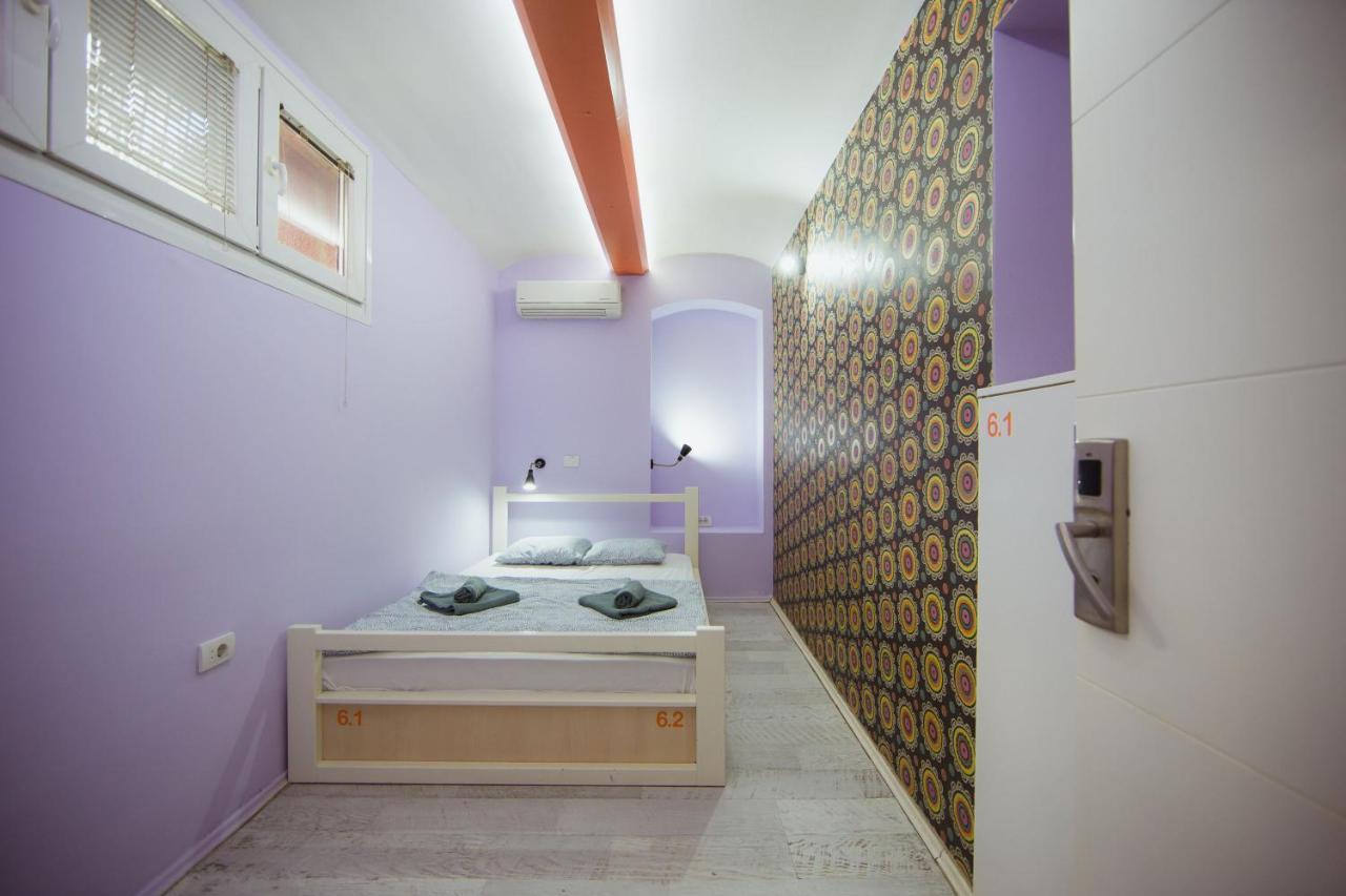 Hostel Bongo Belgrado Esterno foto